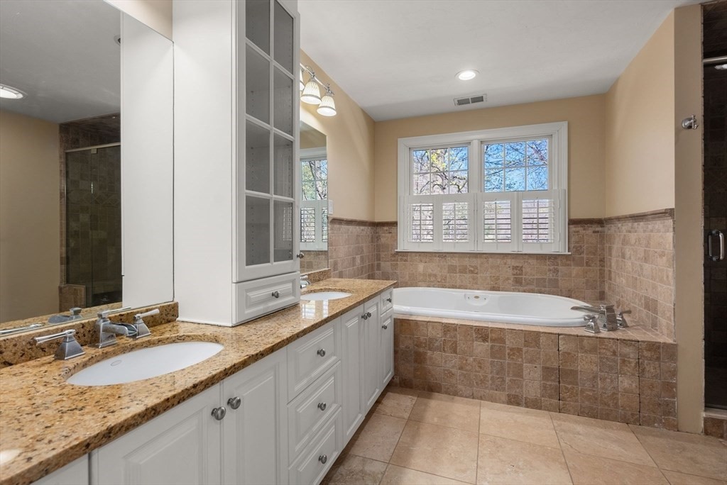 11 Bobolink Road Wellesley, MA 02481 - Photo 17 of 33