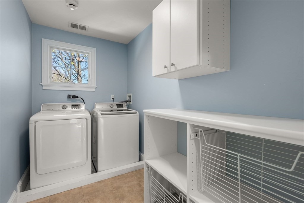11 Bobolink Road Wellesley, MA 02481 - Photo 21 of 33