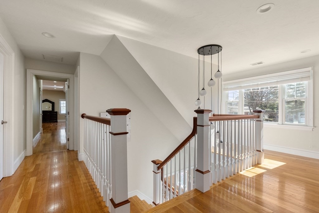 11 Bobolink Road Wellesley, MA 02481 - Photo 22 of 33