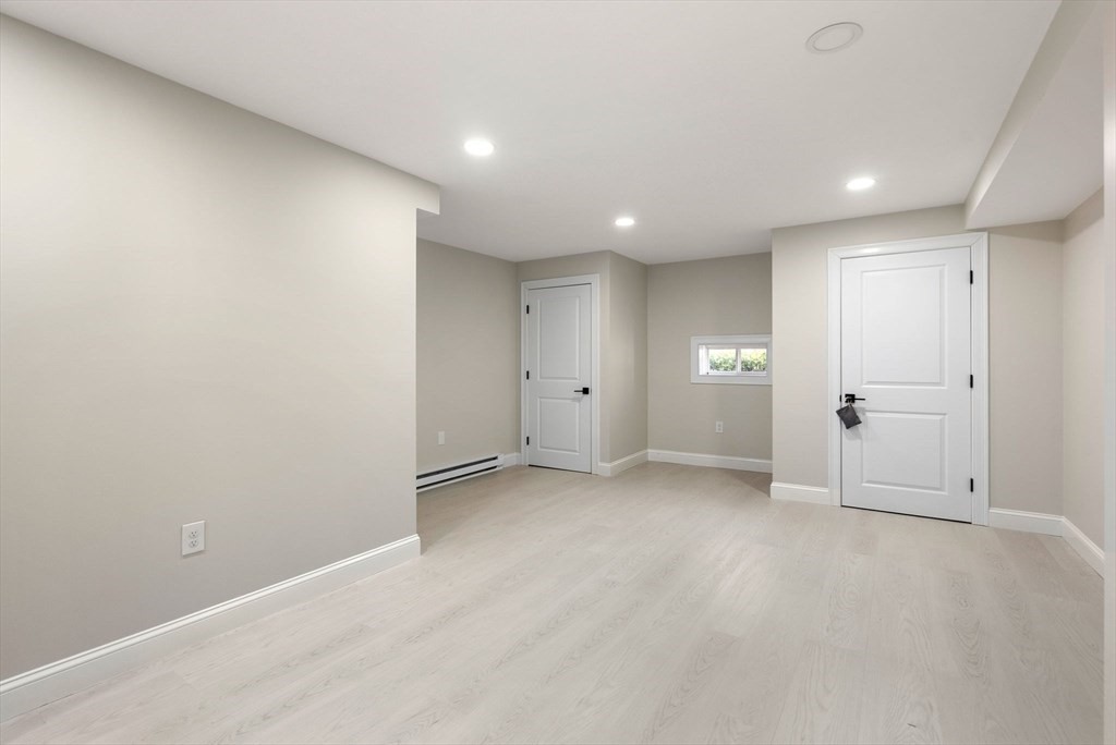 11 Bobolink Road Wellesley, MA 02481 - Photo 28 of 33