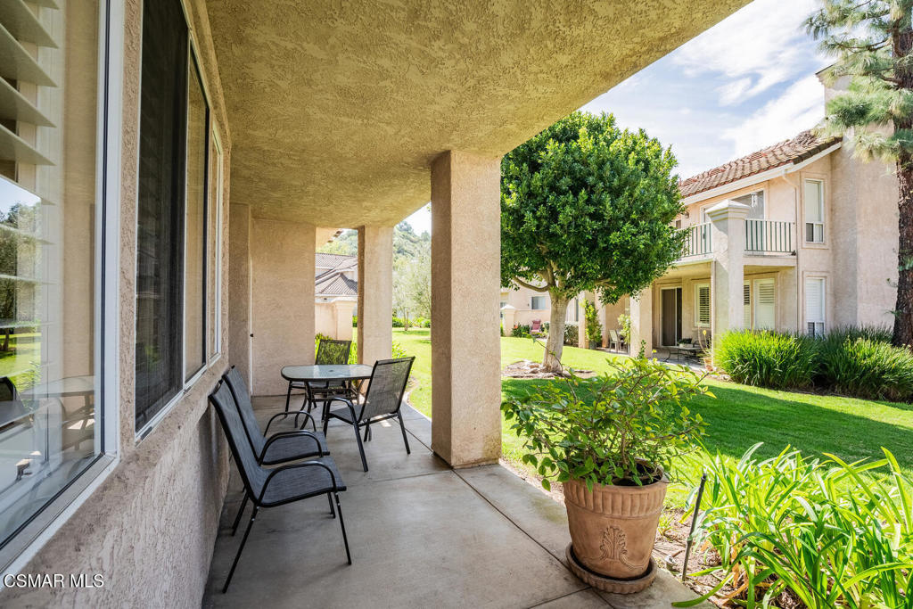 271 Fieldstone Way, Unit A Simi Valley, CA 93065 - Photo 19 of 22