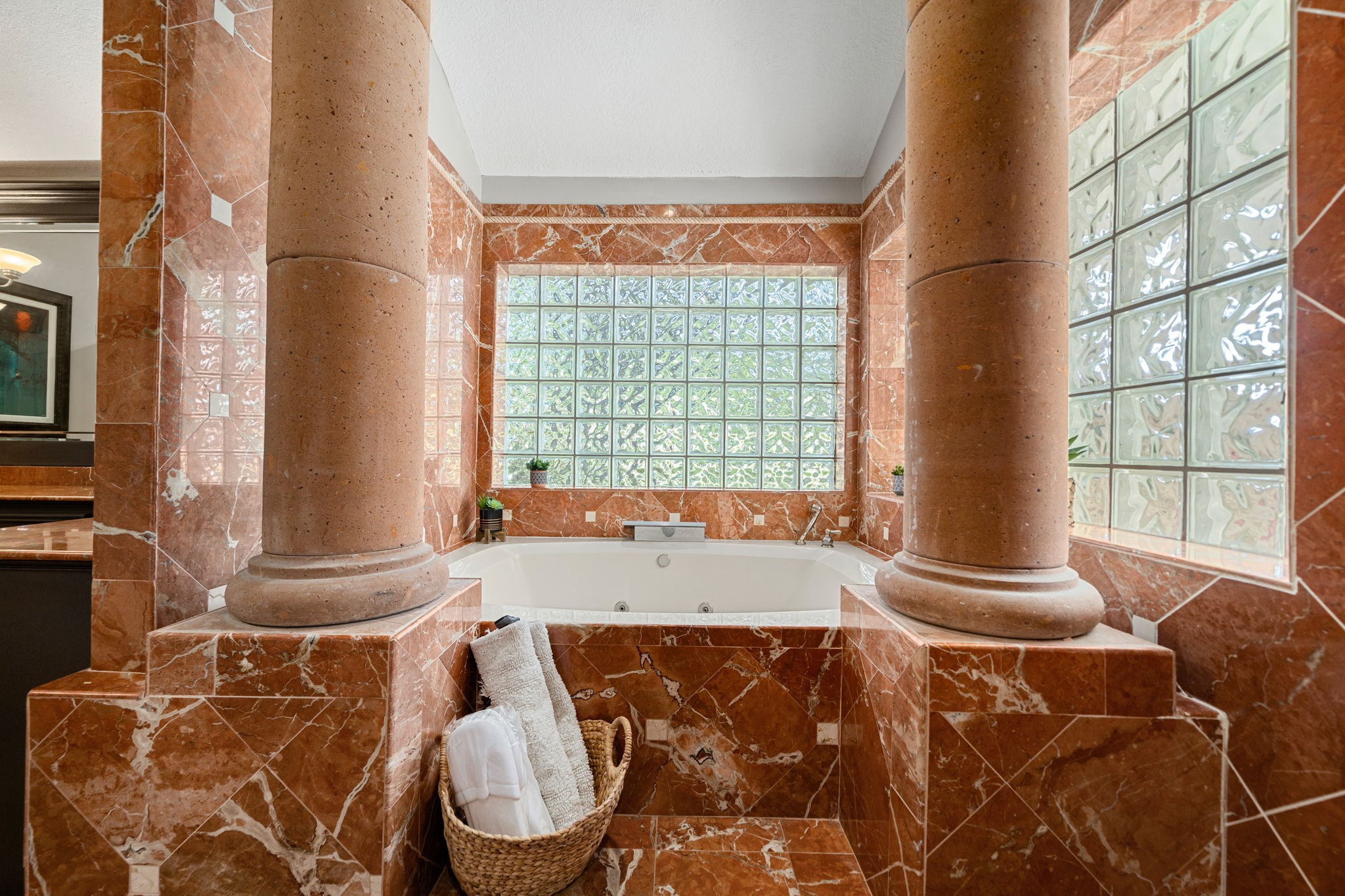 3519 Singleton Road Baytown, TX 77521 - Photo 26 of 46 a bath tub sitting in front of a window