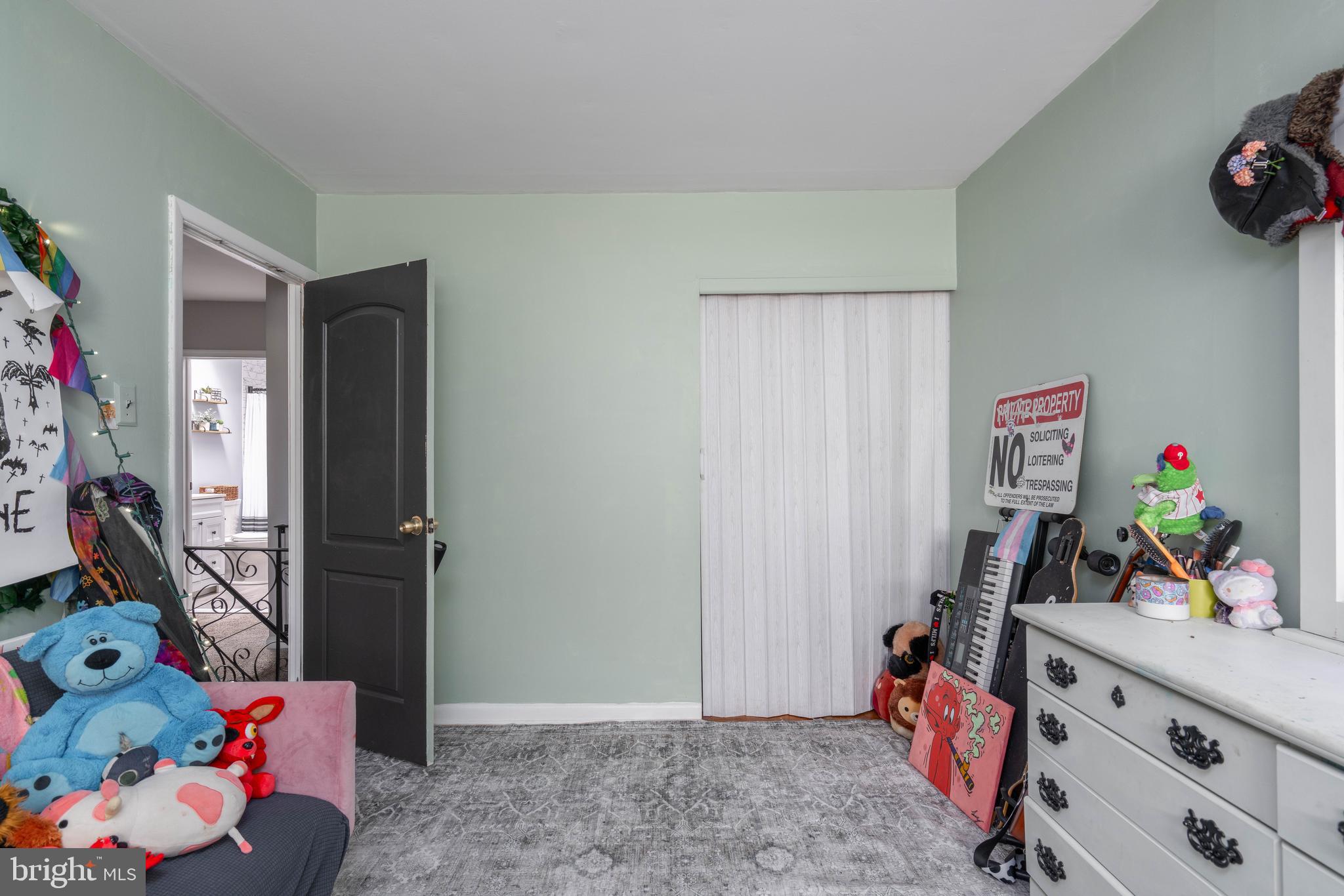 3830 Salina Road Philadelphia, PA 19154 - Photo 14 of 27 Gallery Image 14