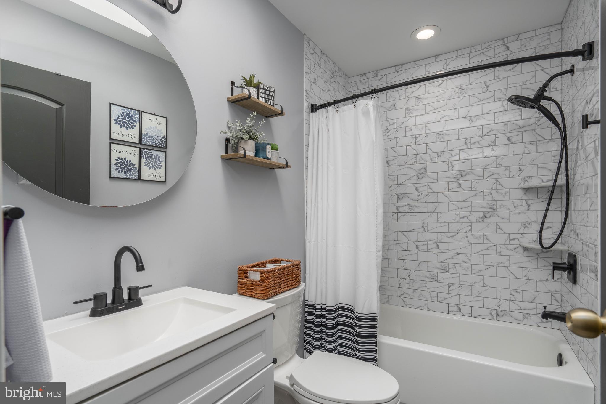 3830 Salina Road Philadelphia, PA 19154 - Photo 18 of 27 Gallery Image 18