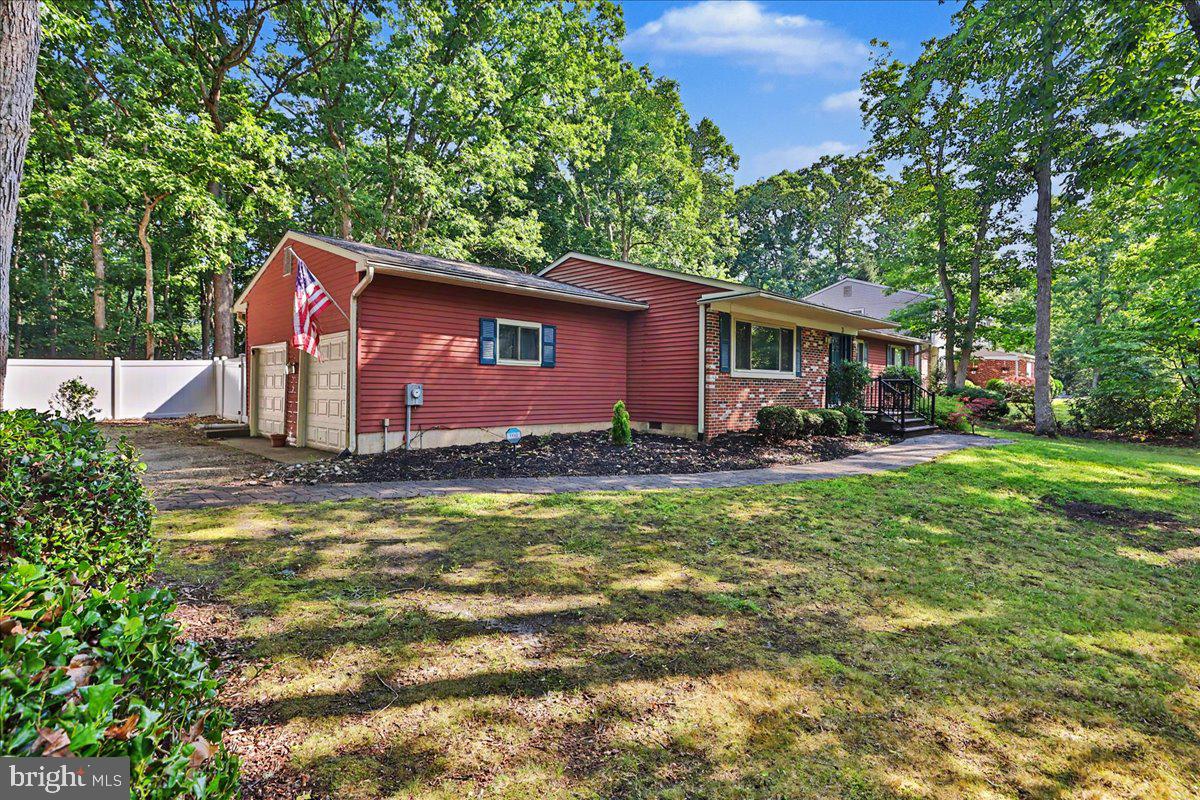 3 Blueberry Road Shamong, NJ 08088 - Photo 5 of 46