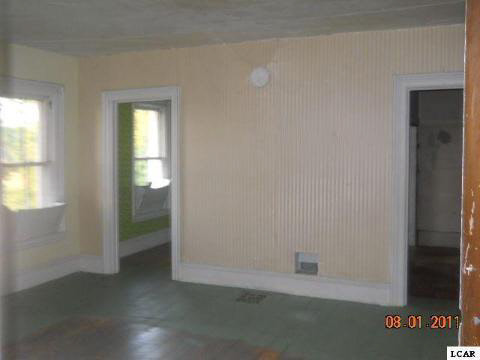 5240 Packard Road Sand Creek, MI 49279 - Photo 8 of 12 20016414-7.JPG