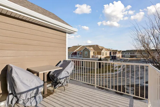 $370,000 | 8398 Jonquil Lane North, Maple Grove, MN 55369