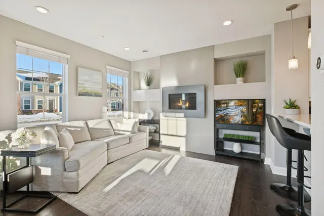 $370,000 | 8398 Jonquil Lane North, Maple Grove, MN 55369