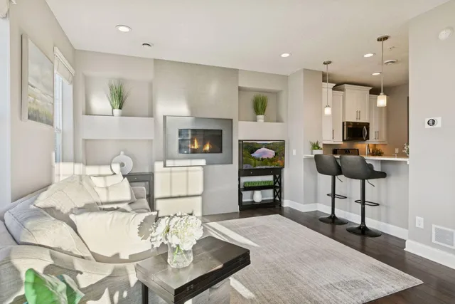 $370,000 | 8398 Jonquil Lane North, Maple Grove, MN 55369