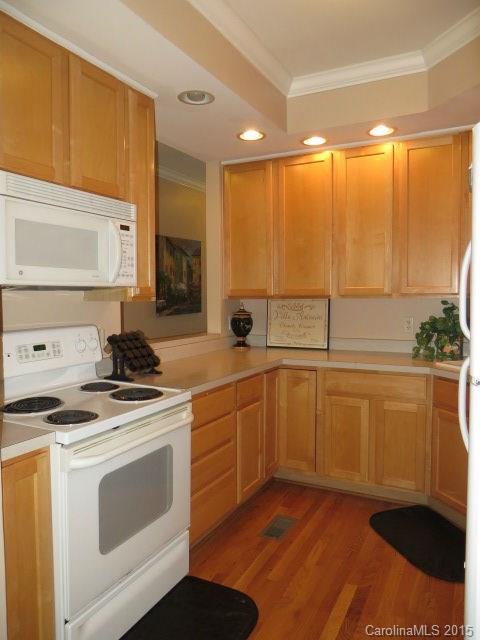 427 Windsor Gate Drive, Unit 427 Fort Mill, SC 29708 - Photo 4 of 21 Gallery Image 4
