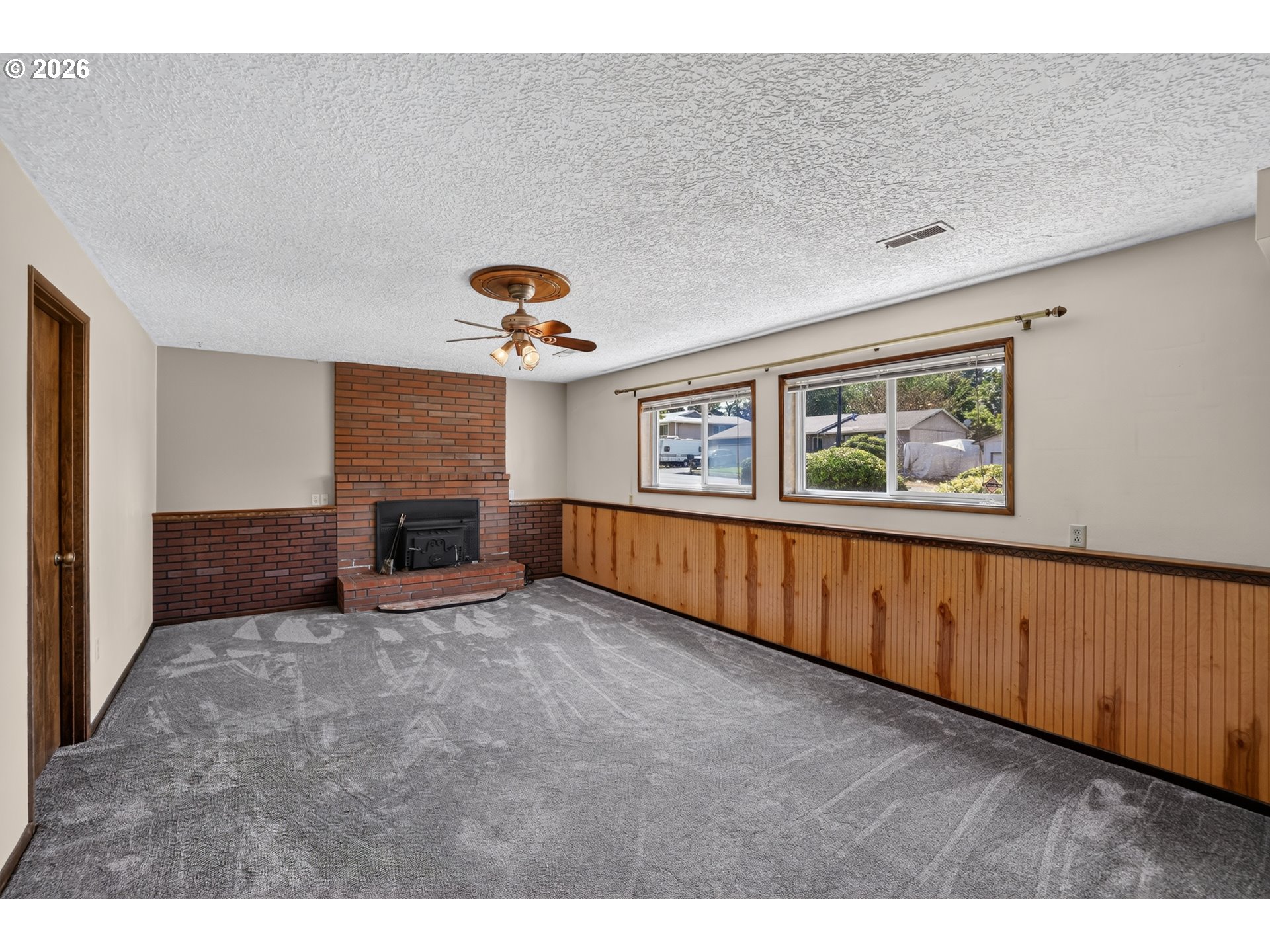 3575 Northeast 4th Street Gresham, OR 97030 - Photo 19 of 34 Family Room