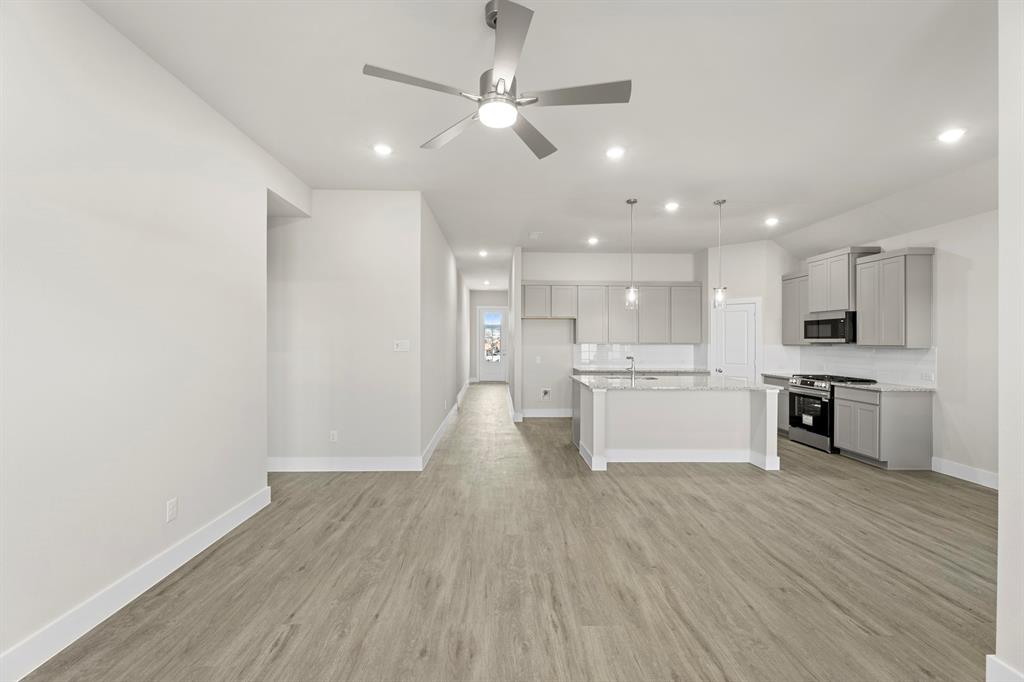 2372 Bell Way Forney, TX 75126 - Photo 28 of 39 15_16. 2372 Bell - Family (3)