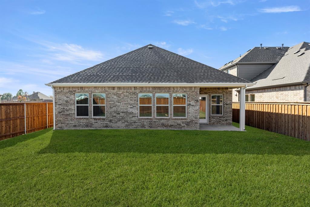 2372 Bell Way Forney, TX 75126 - Photo 38 of 39 25_26. 2372 Bell - Back
