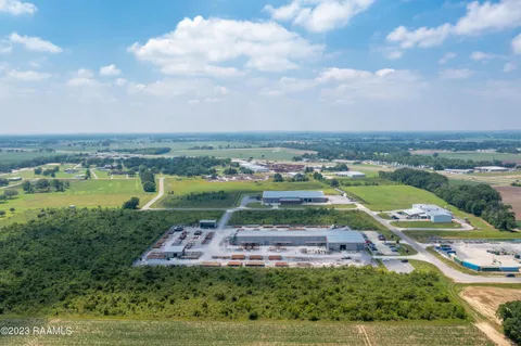 $211,500 | 2 Paul Segura Parkway, New Iberia, LA 70560