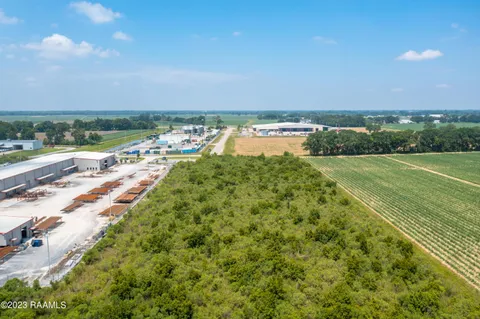 $211,500 | 2 Paul Segura Parkway, New Iberia, LA 70560