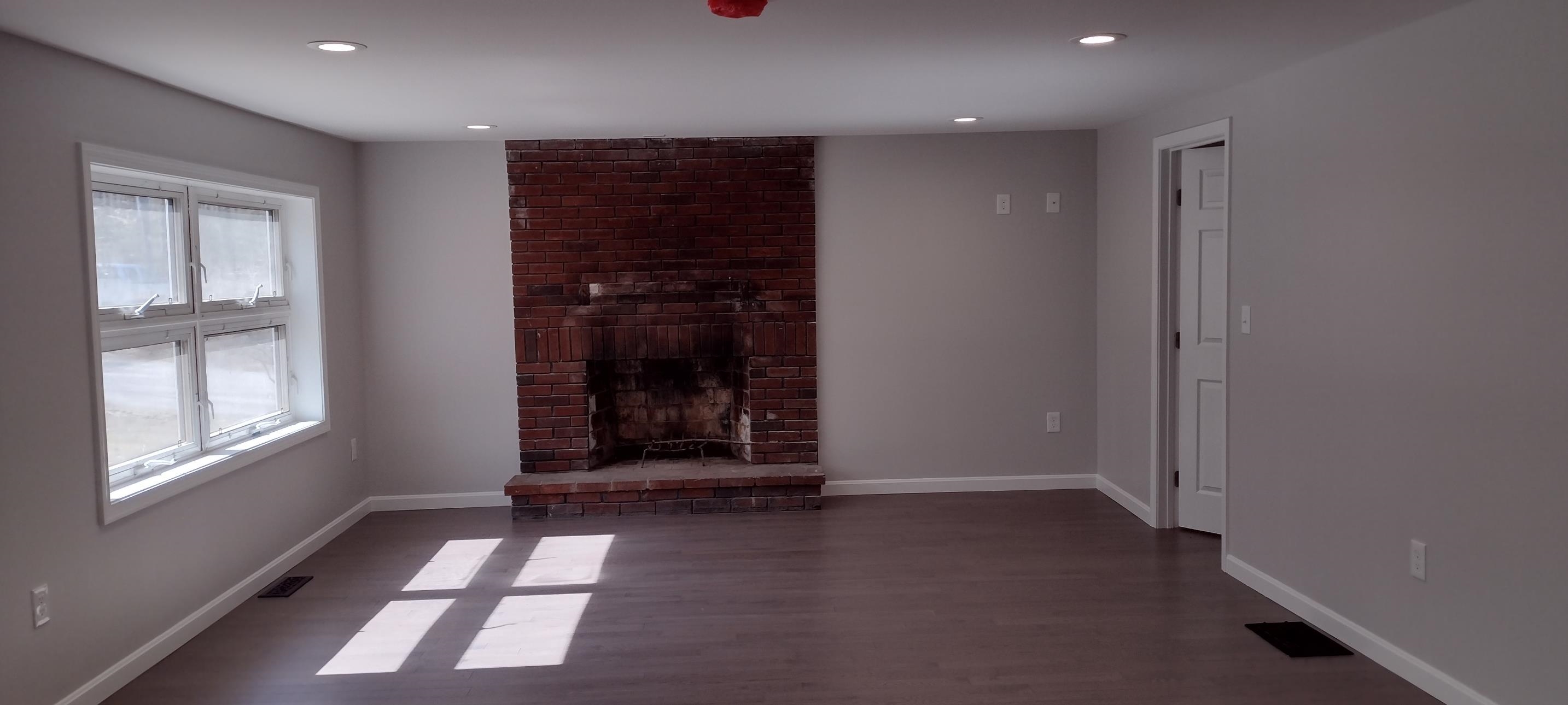 254 Exeter Road Epping, NH 03042 - Photo 11 of 33
