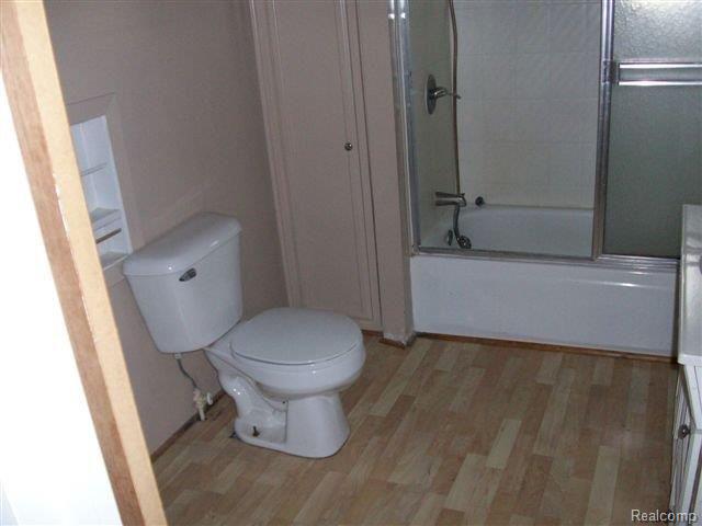 4140 Haines Road Attica, MI 48412 - Photo 6 of 7 bath