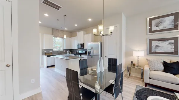 $2,325 | 9007 Lonestar Creekbend Lane, Houston, TX 77080