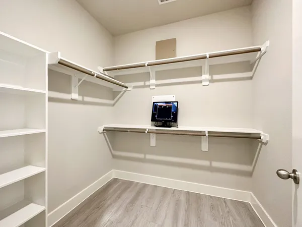 $2,325 | 9007 Lonestar Creekbend Lane, Houston, TX 77080