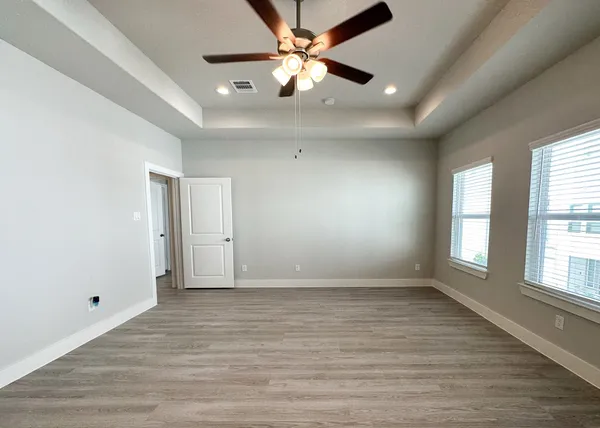 $2,325 | 9007 Lonestar Creekbend Lane, Houston, TX 77080