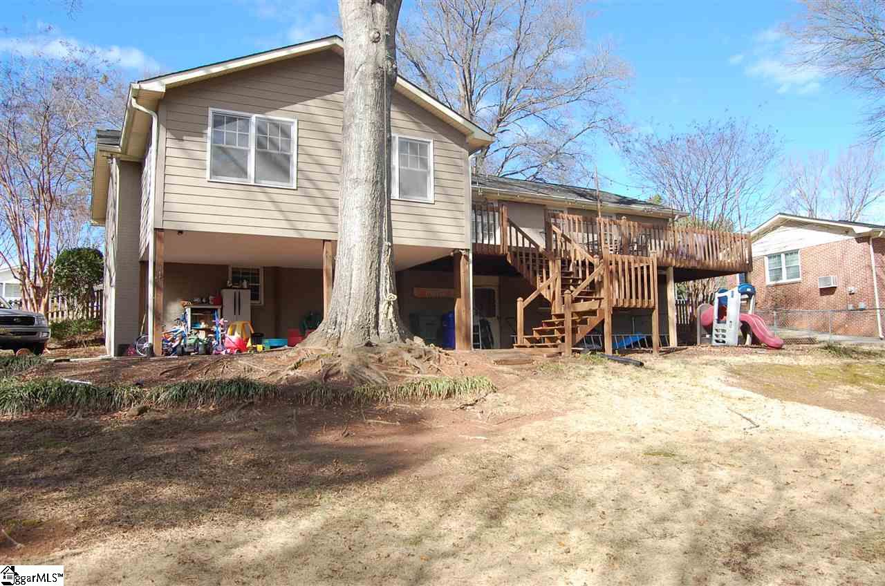 518 Pimlico Road Greenville, SC 29607 - Photo 2 of 16