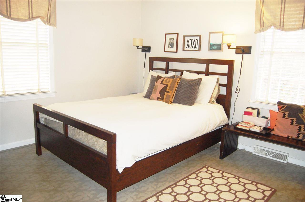 518 Pimlico Road Greenville, SC 29607 - Photo 11 of 16