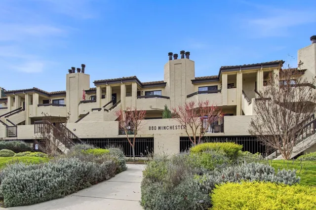 $848,888 | 880 North Winchester Boulevard, Unit 205, Santa Clara, CA 95050