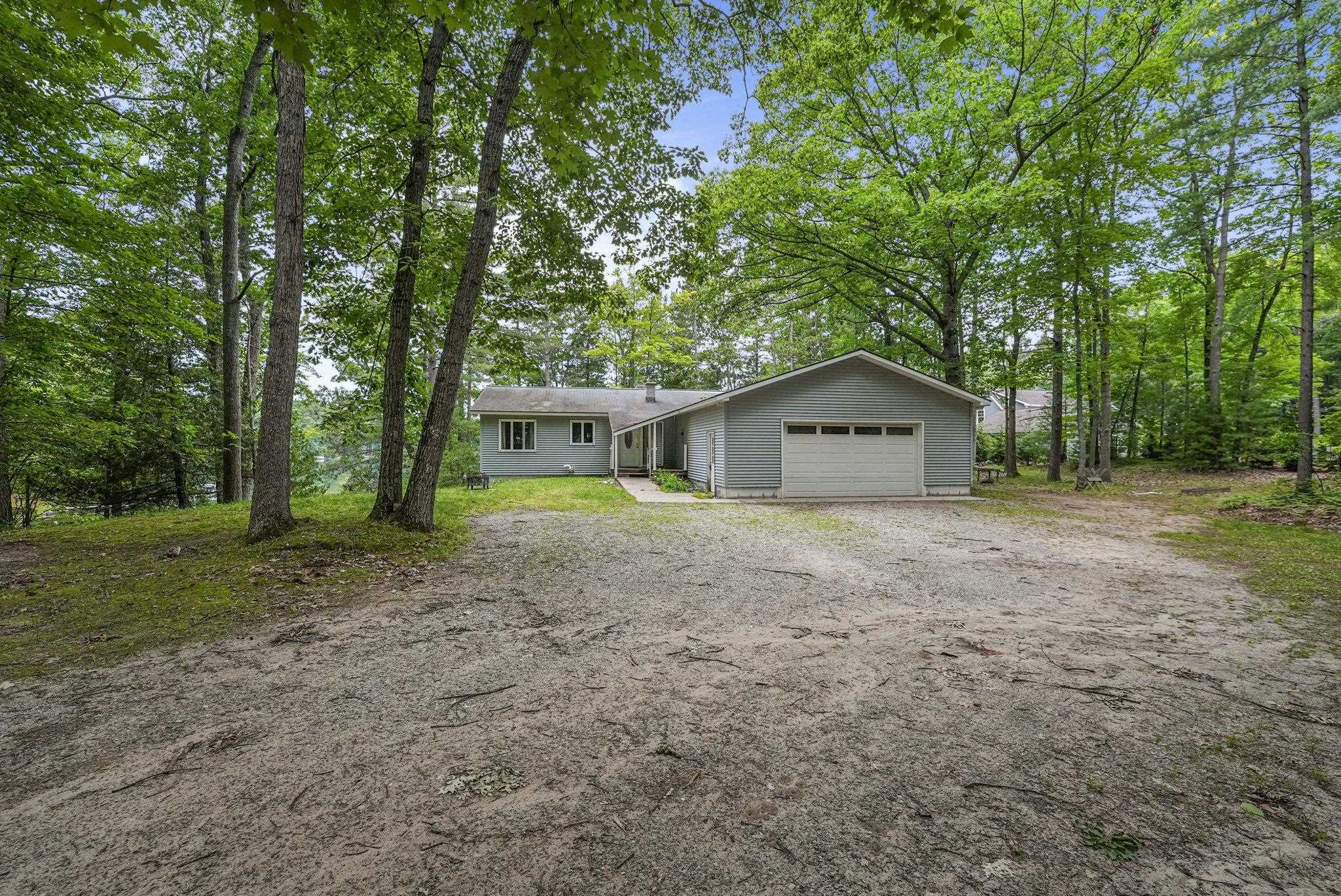 21 High Lake Road Traverse City, MI 49696 - Photo 22 of 57 1949263-0e948e5b-f927-4ee0-9550-ecefe130e363.JPG