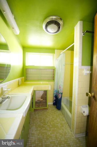 14800 Bonds Retreat Road Accokeek, MD 20607 - Photo 8 of 30 Bath
