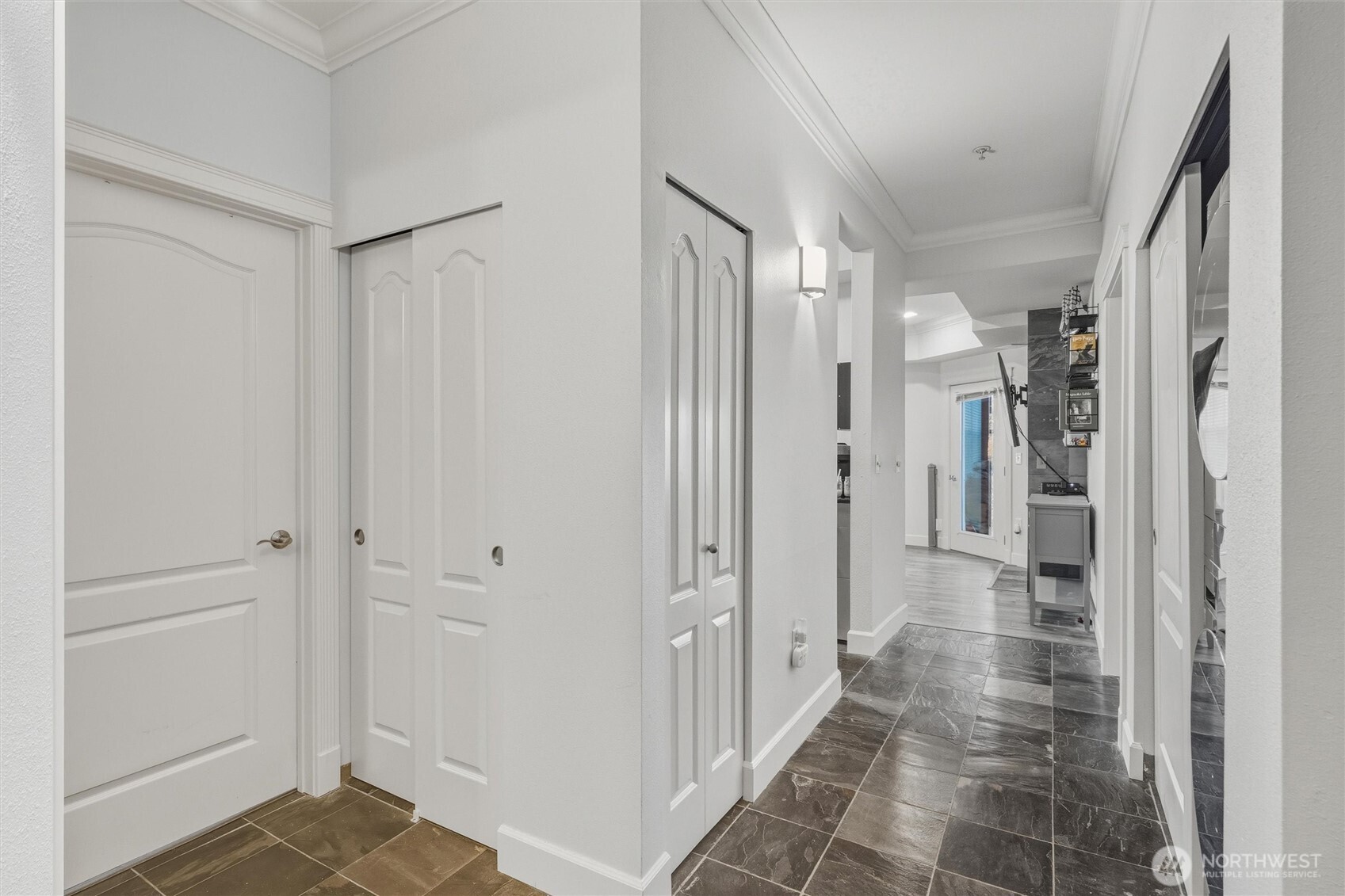 255 West Bakerview Road, Unit B103 Bellingham, WA 98226 - Photo 21 of 40 a view of a hallway