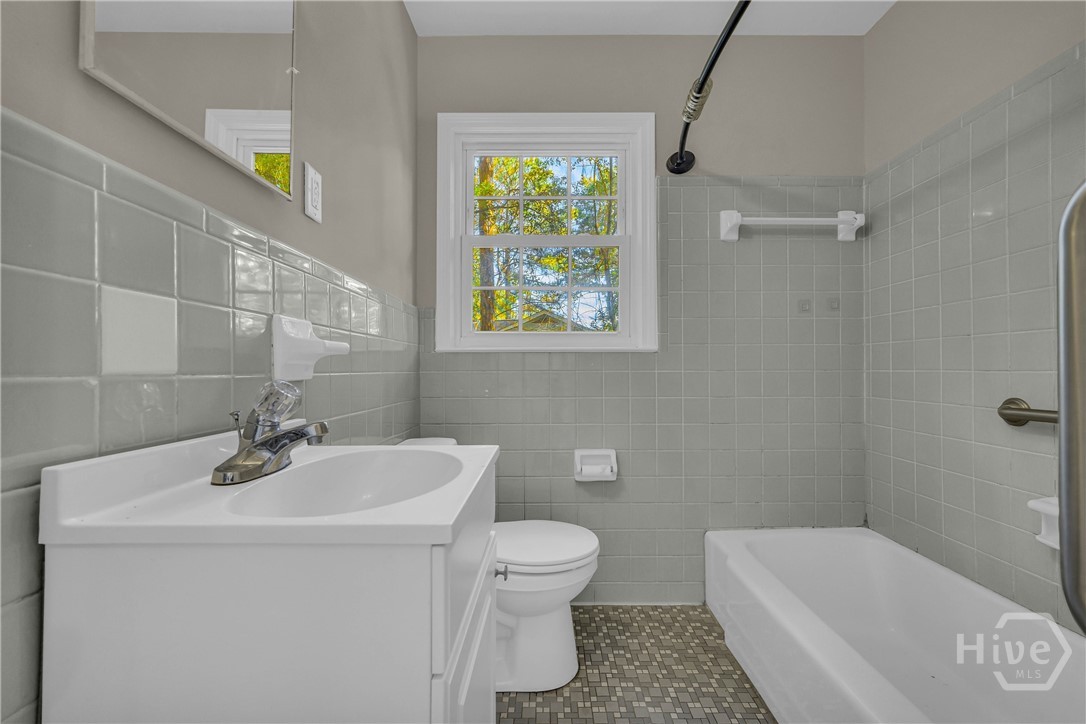 1067 College Station Road Athens, GA 30605 - Photo 4 of 48