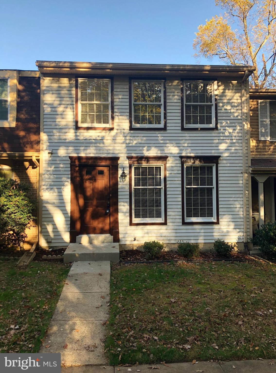 10965 Harpers Square Court Reston, VA 20191 - Photo 1 of 19 Exterior (Front)
