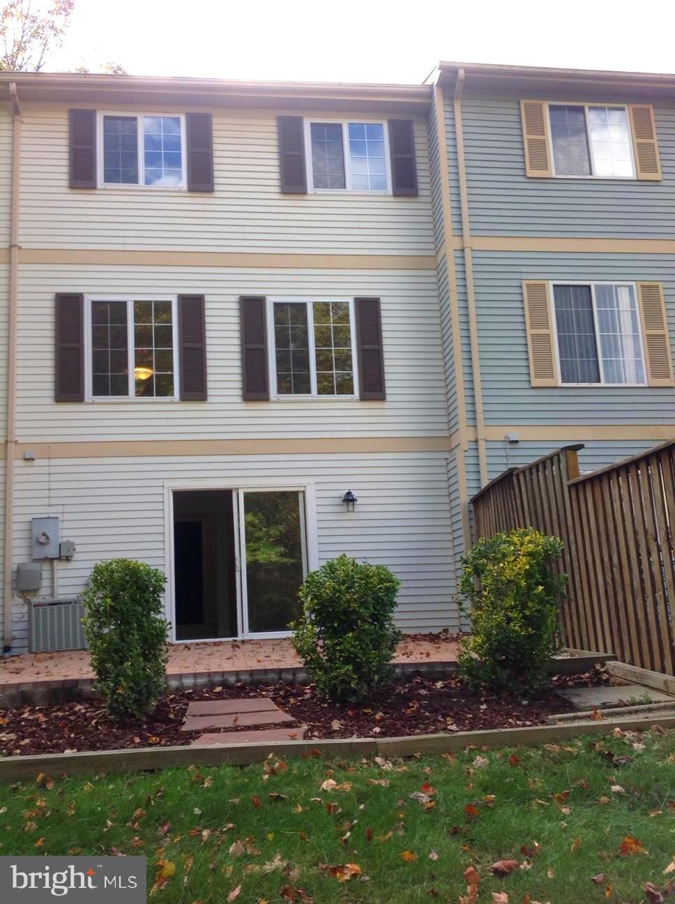 10965 Harpers Square Court Reston, VA 20191 - Photo 16 of 19 Rear & Patio
