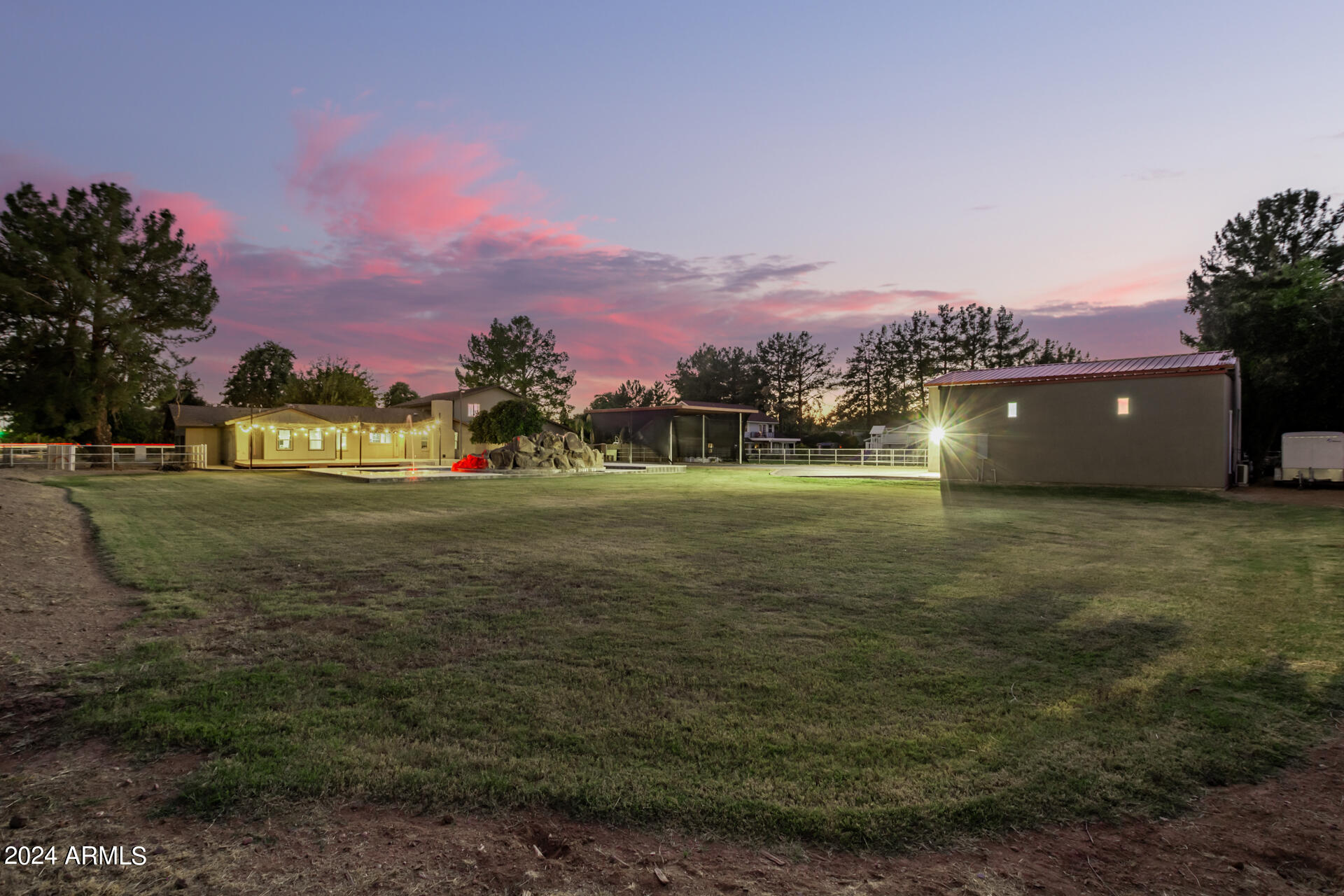 2386 East Redfield Road Gilbert, AZ 85234 - Photo 58 of 107 25 - Redfield