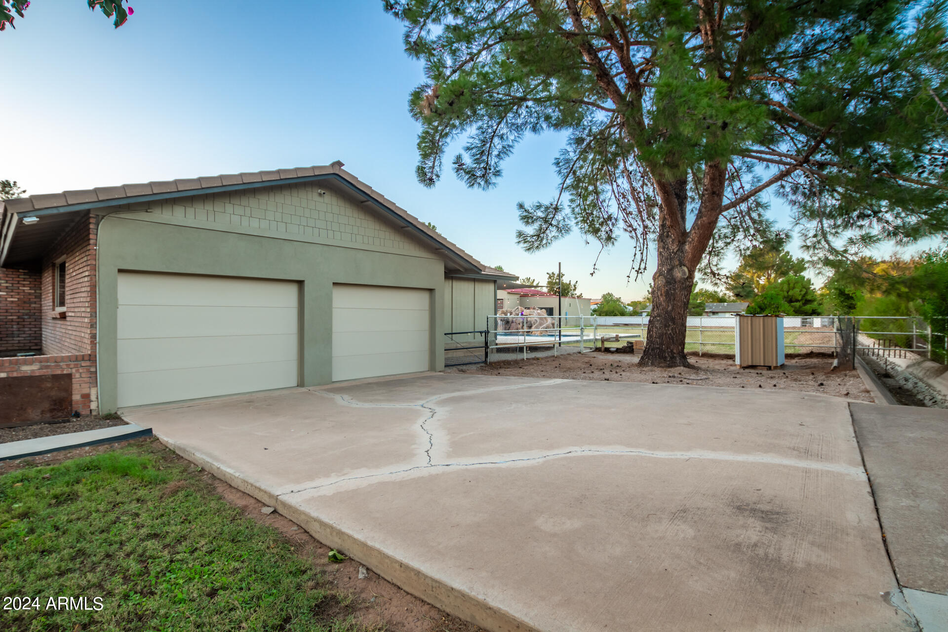 2386 East Redfield Road Gilbert, AZ 85234 - Photo 60 of 107 27 - Redfield