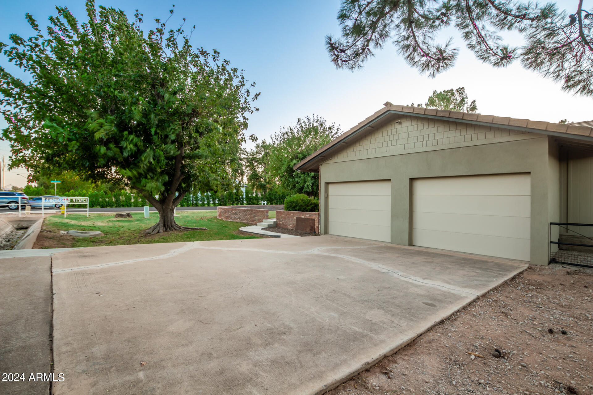 2386 East Redfield Road Gilbert, AZ 85234 - Photo 61 of 107 28 - Redfield
