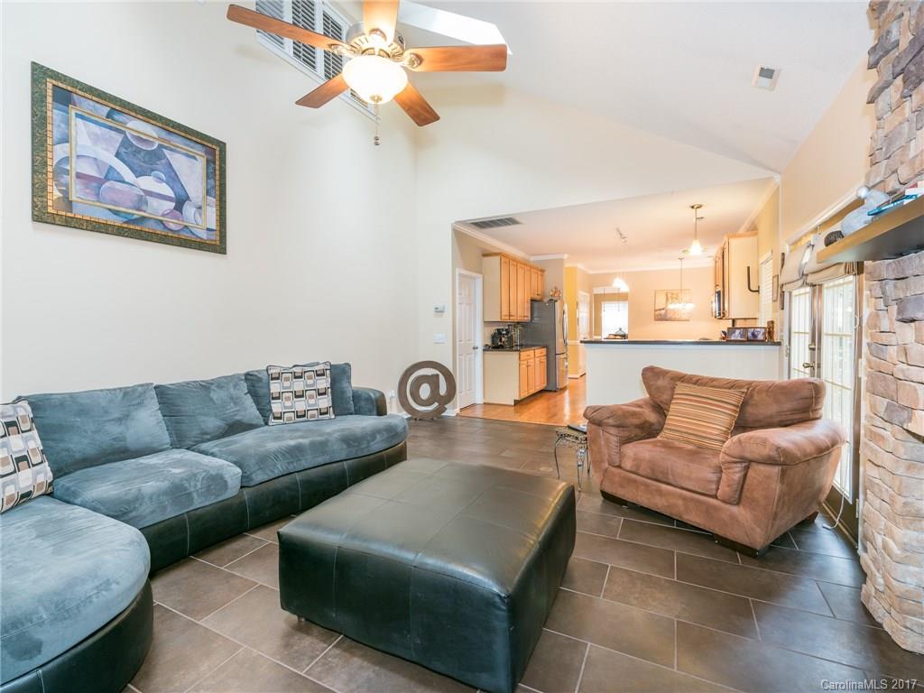 6705 Reedy Creek Road Charlotte, NC 28215 - Photo 4 of 24
