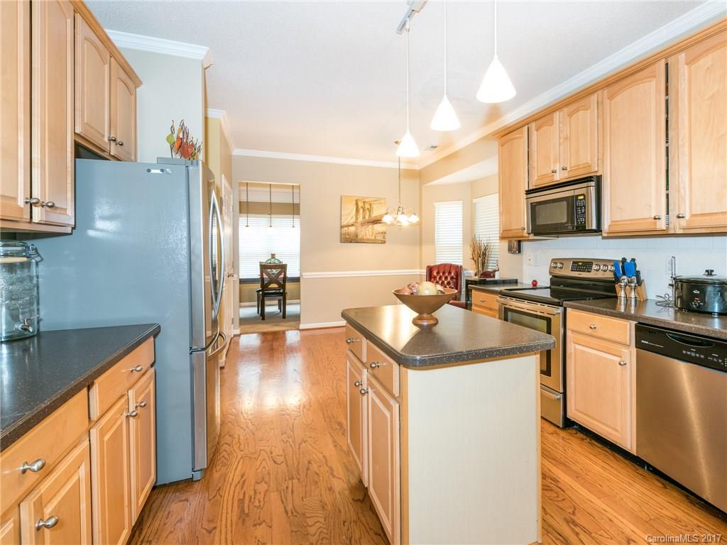 6705 Reedy Creek Road Charlotte, NC 28215 - Photo 7 of 24