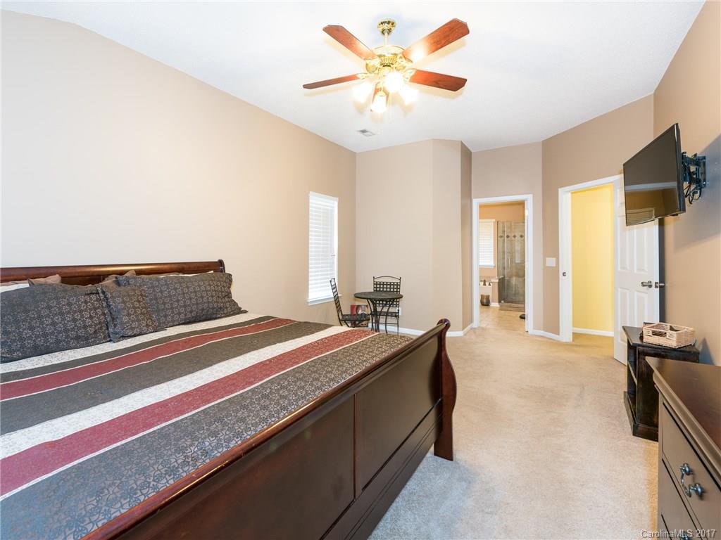 6705 Reedy Creek Road Charlotte, NC 28215 - Photo 9 of 24