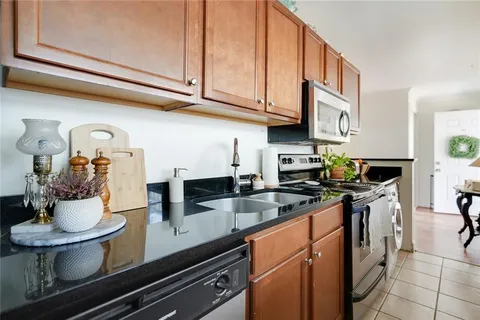 $209,000 | 897 North Highland Avenue Northeast, Unit A9, Atlanta, GA 30306