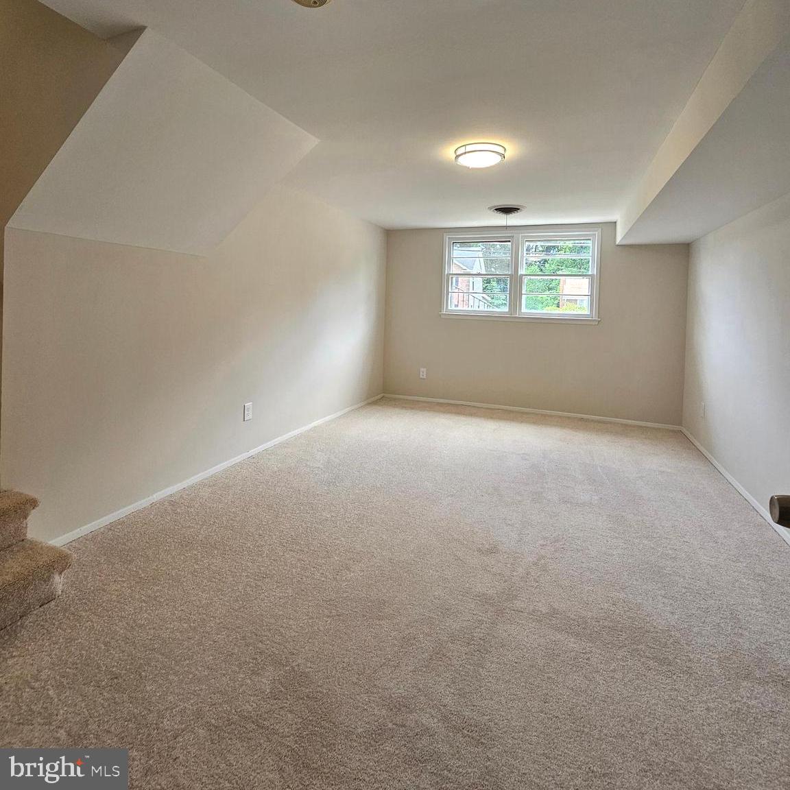 7606 Gresham Street Springfield, VA 22151 - Photo 26 of 36