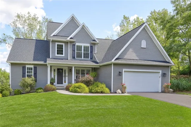 $525,000 | 27 Crescence Drive, Geneva Town, NY 14456