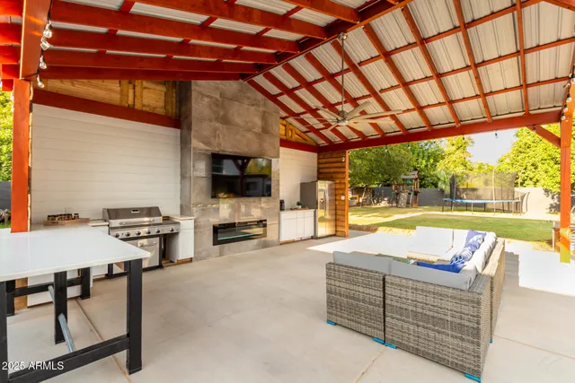 $1,100,000 | 2340 West Solano Drive, Phoenix, AZ 85015
