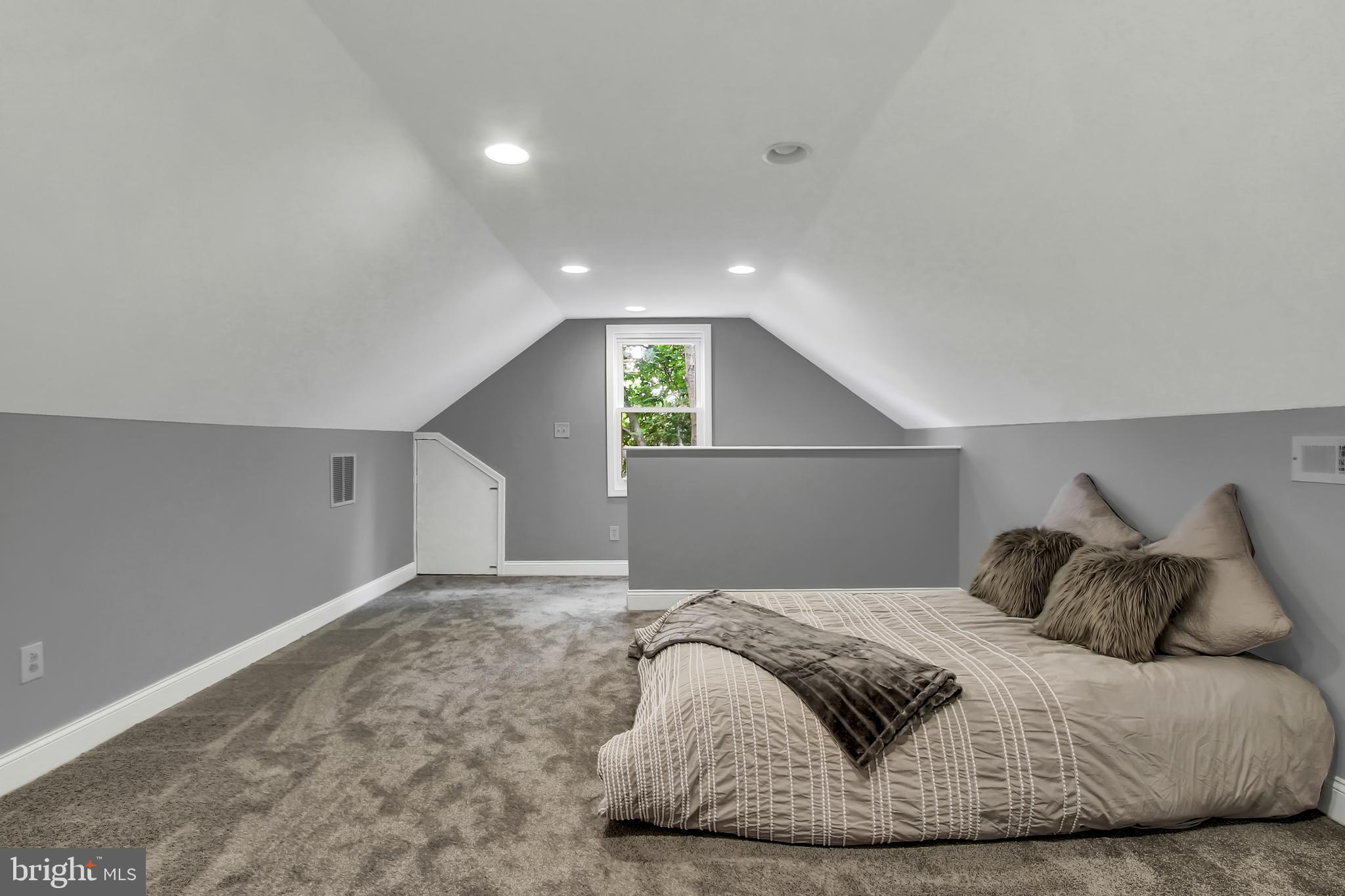 3410 Gaither Road Baltimore, MD 21244 - Photo 15 of 25 Master Bedroom