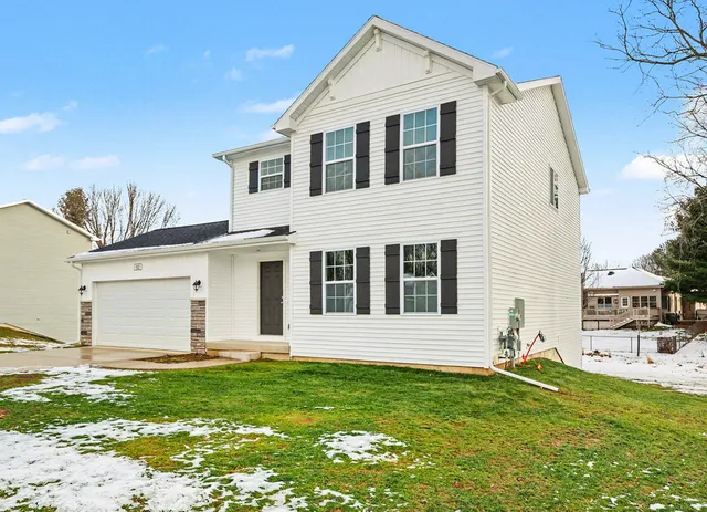 $319,800 | 922 Forest Street, Marshall, MI 49068