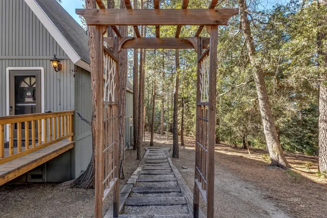 $575,000 | 52402 Pine Ridge Road, Idyllwild, CA 92549