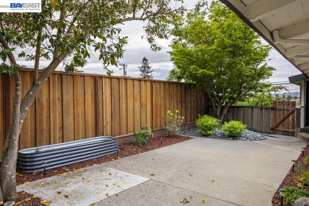 18650 Center Street Castro Valley, CA 94546 - Photo 23 of 32