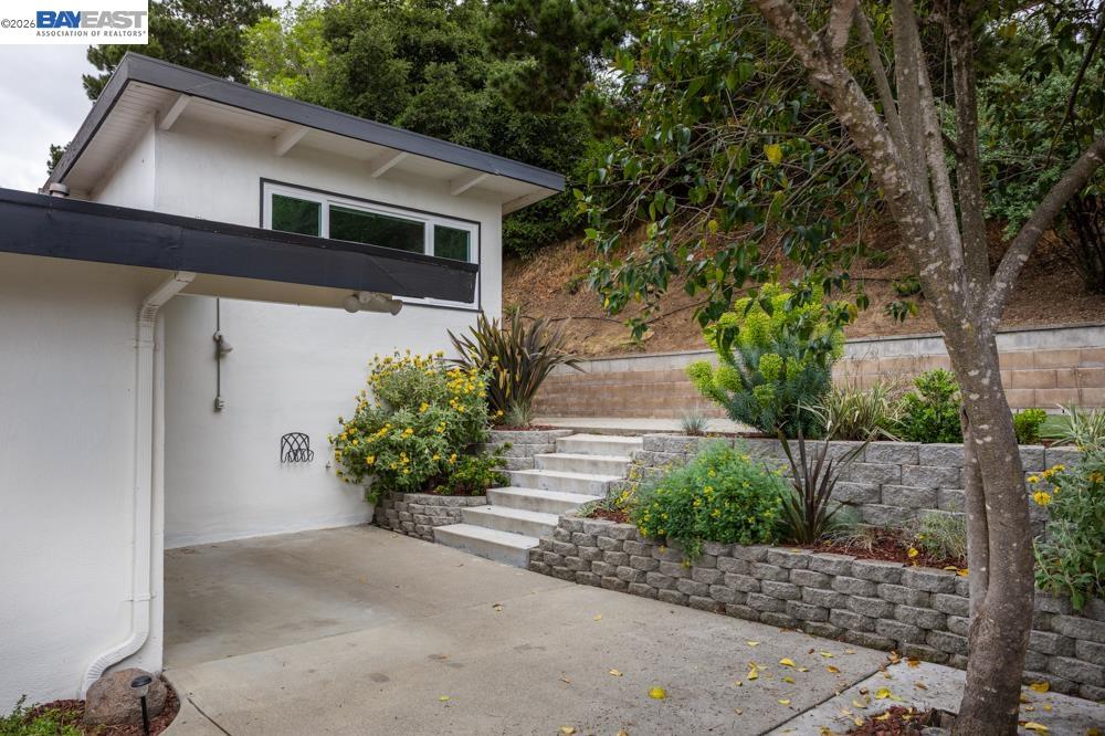 18650 Center Street Castro Valley, CA 94546 - Photo 26 of 32