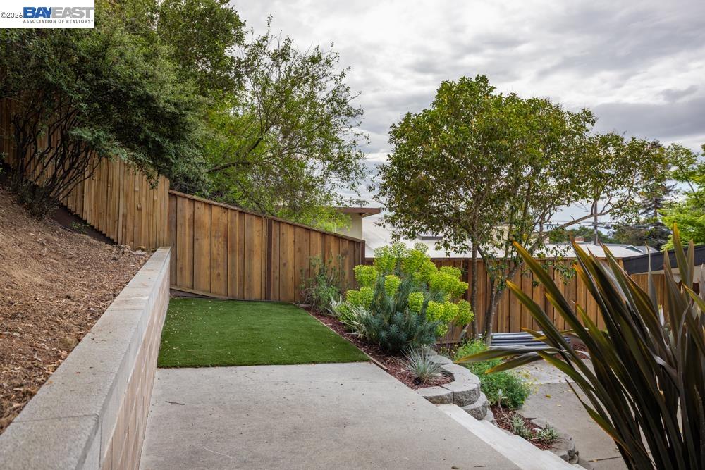 18650 Center Street Castro Valley, CA 94546 - Photo 27 of 32