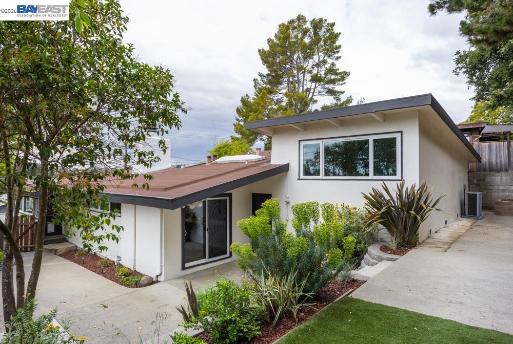 18650 Center Street Castro Valley, CA 94546 - Photo 28 of 32